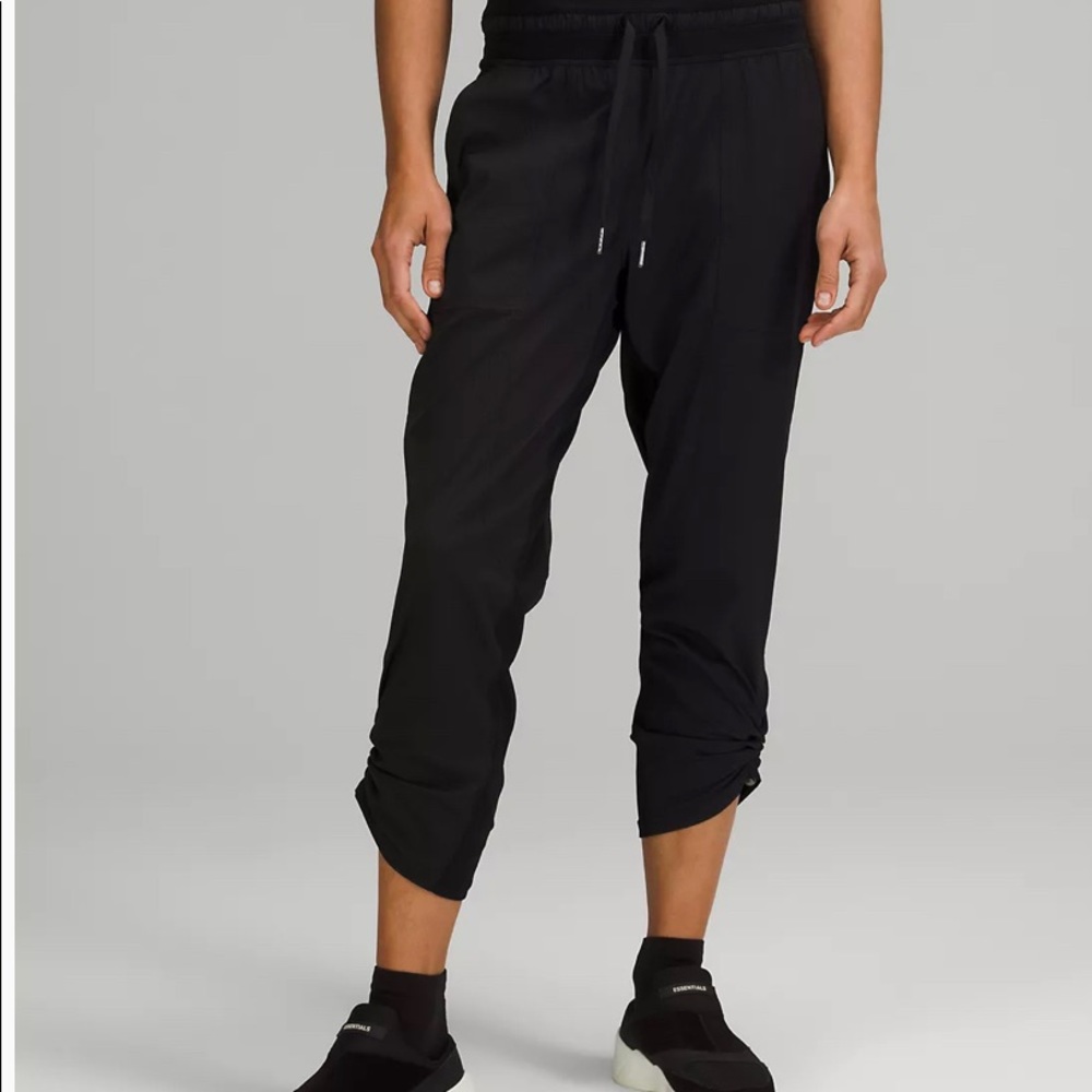 Lululemon dance capri